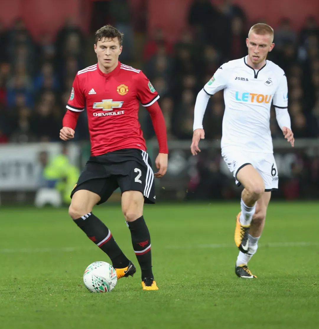 他在场上的 他在场上的